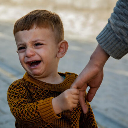 Your toddler is on the floor, screaming. Your face is red—not from embarrassment, but from trying to stay calm while everyone in the grocery store stares.