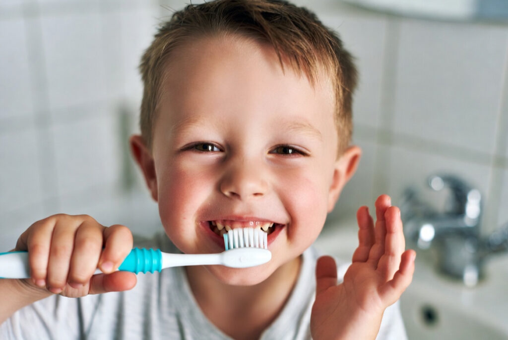 The consumption of sweet drinks all day is especially harmful since teeth are exposed to sugar a bit longer. 