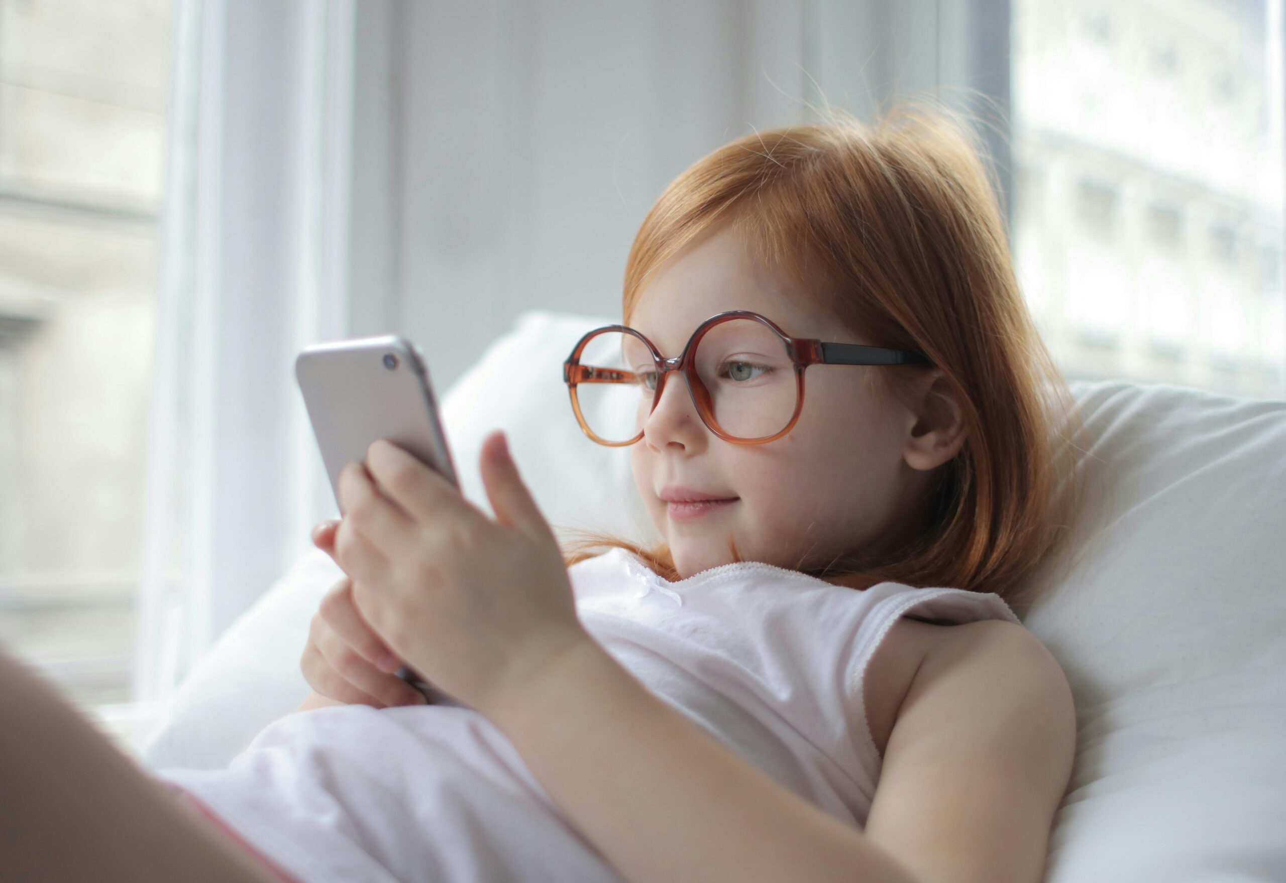 limited and monitored screentime can reduce the stress in child