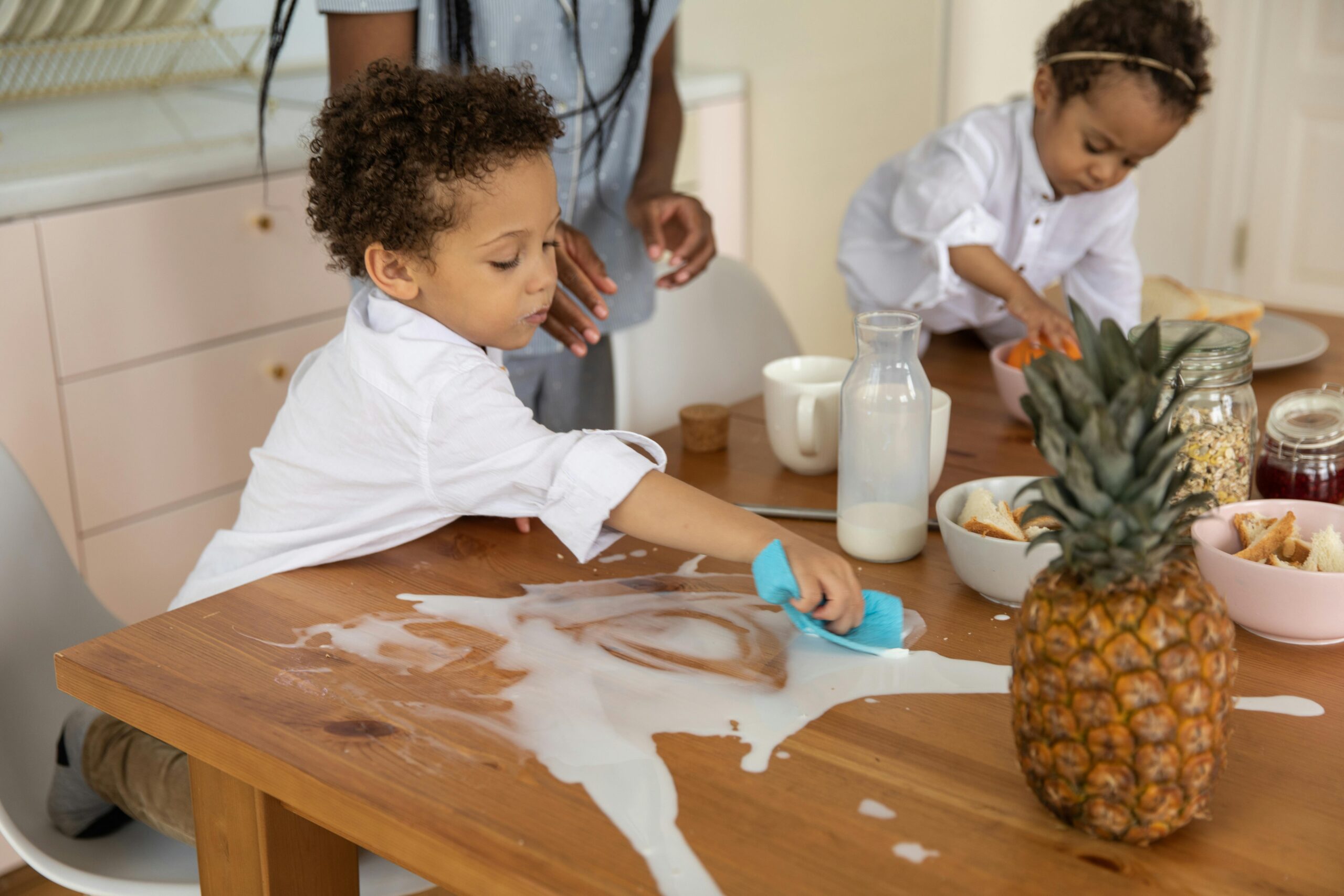 start giving small responsibilities early.child learning independence at home